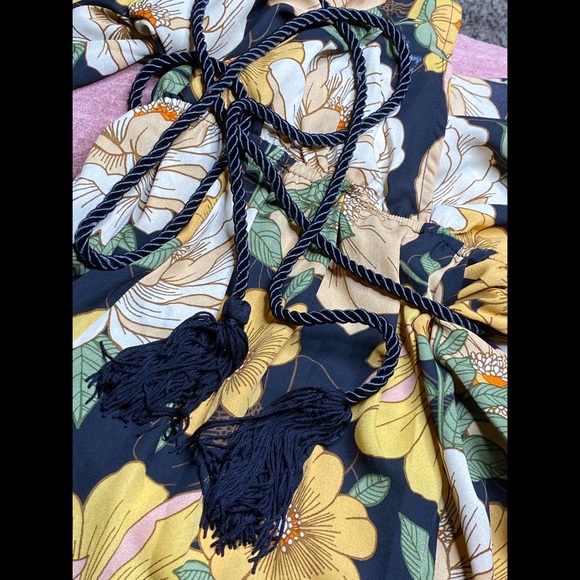 Maxi Dress - Picture 6 of 7